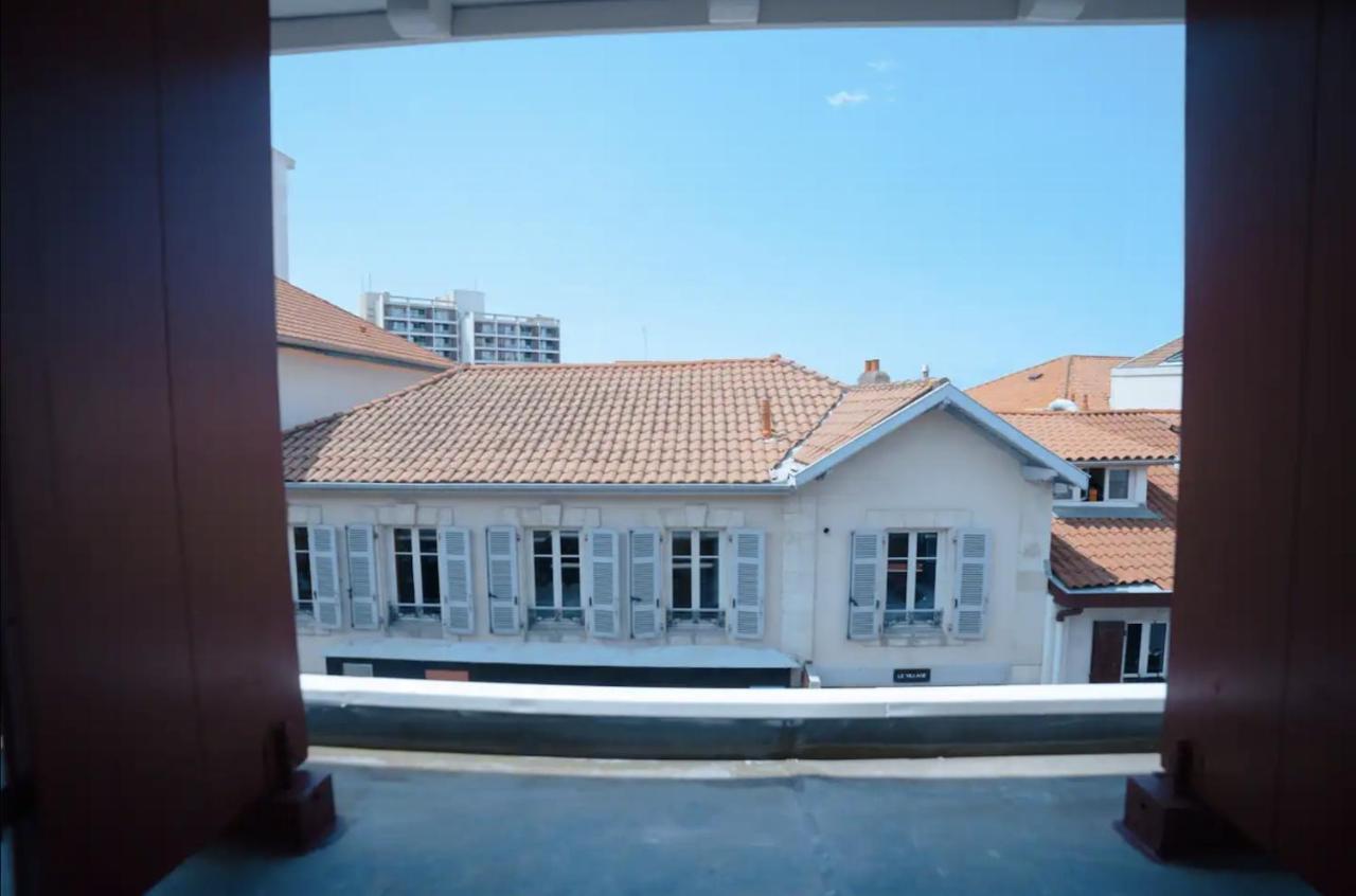 Appartement Coup de Cœur assuré pour ce T2 rénové Hyper centre à Biarritz Extérieur photo