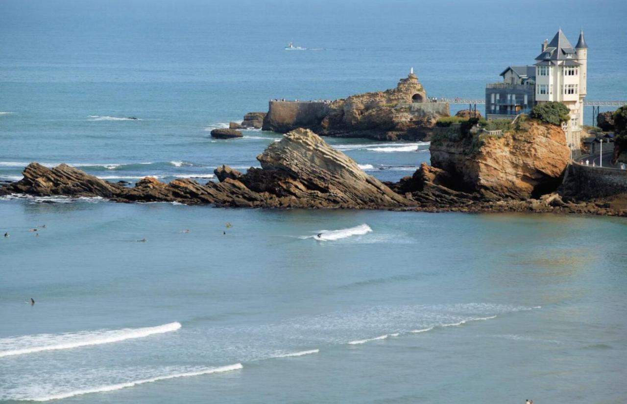 Appartement Coup de Cœur assuré pour ce T2 rénové Hyper centre à Biarritz Extérieur photo